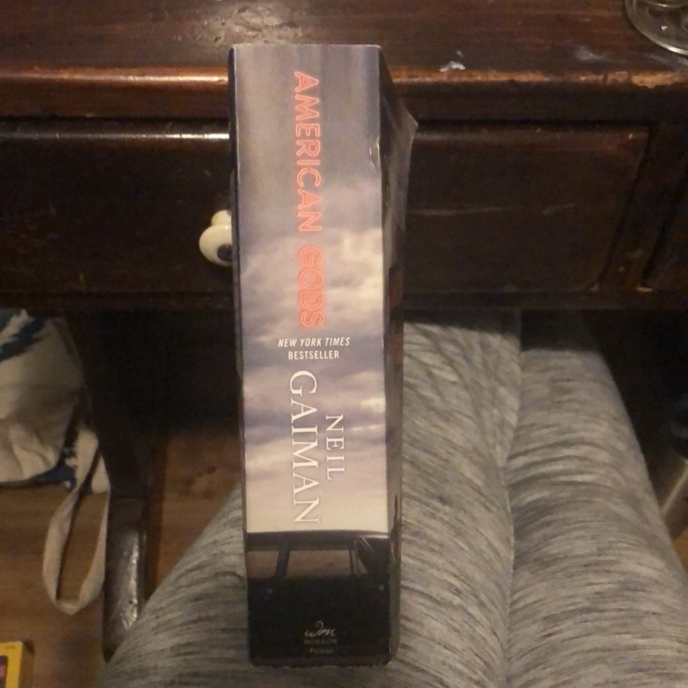 American Gods by Neil Gaiman - Picture 3 of 4
